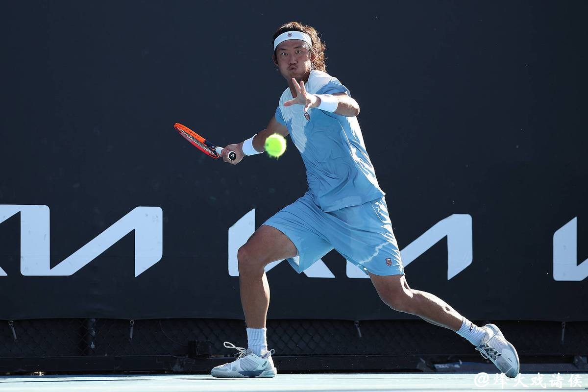 澳网首轮出局，张之臻：对手小球发挥出色